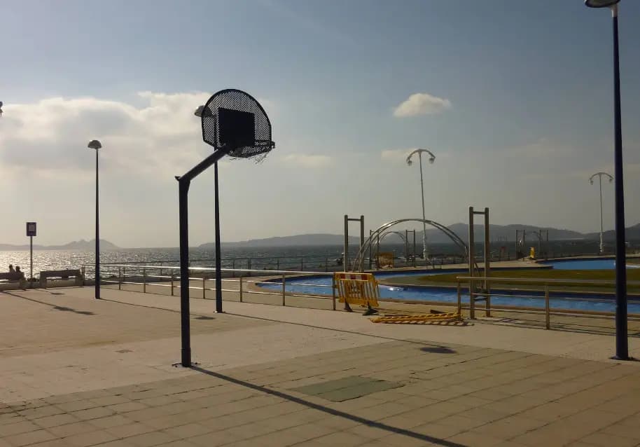Imagen 1 de Cancha Samil Marina Cíes
