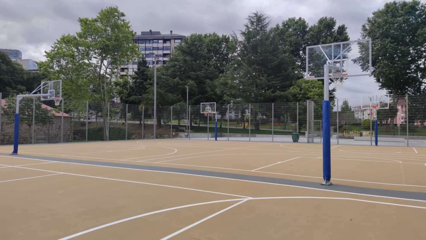 Foto principal de Pabellón de los Remedios - Cancha de baloncesto en Avenida de Pardo de Cela, Ourense
